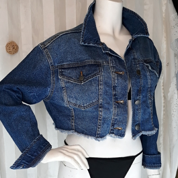 Distressed Hem Cropped Jean Jacket - Picture 2 of 5
